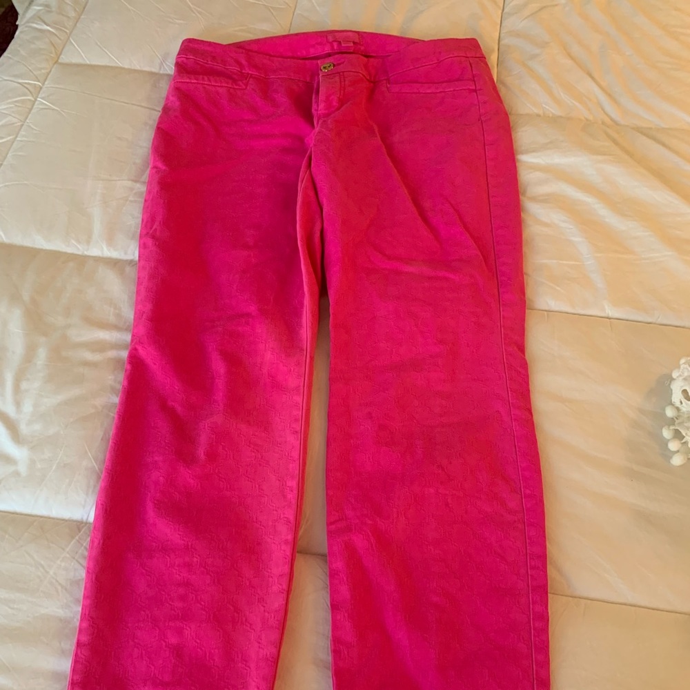 Lilly Pulitzer pants. Perfect to wear to see the Barbie movie. 💞